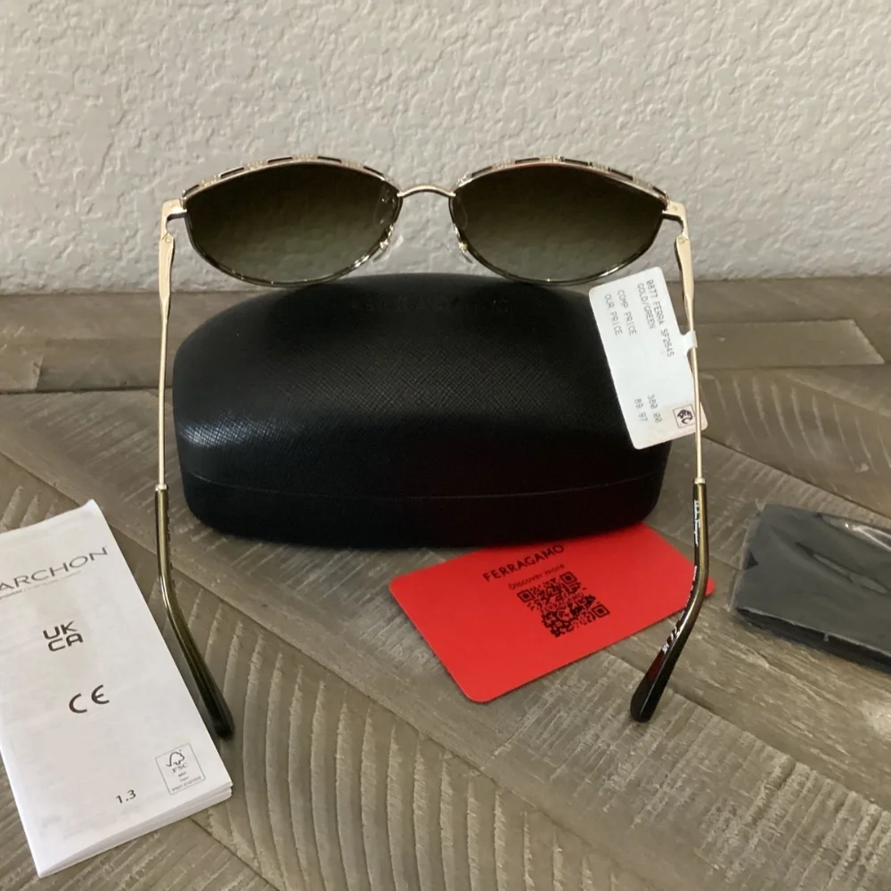 FERRAGAMO Gancini Tea Cup 59mm Gradient Round Sunglasses